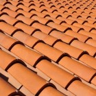 Welke voordelen biedt dakbedekking met kleidakpannen?